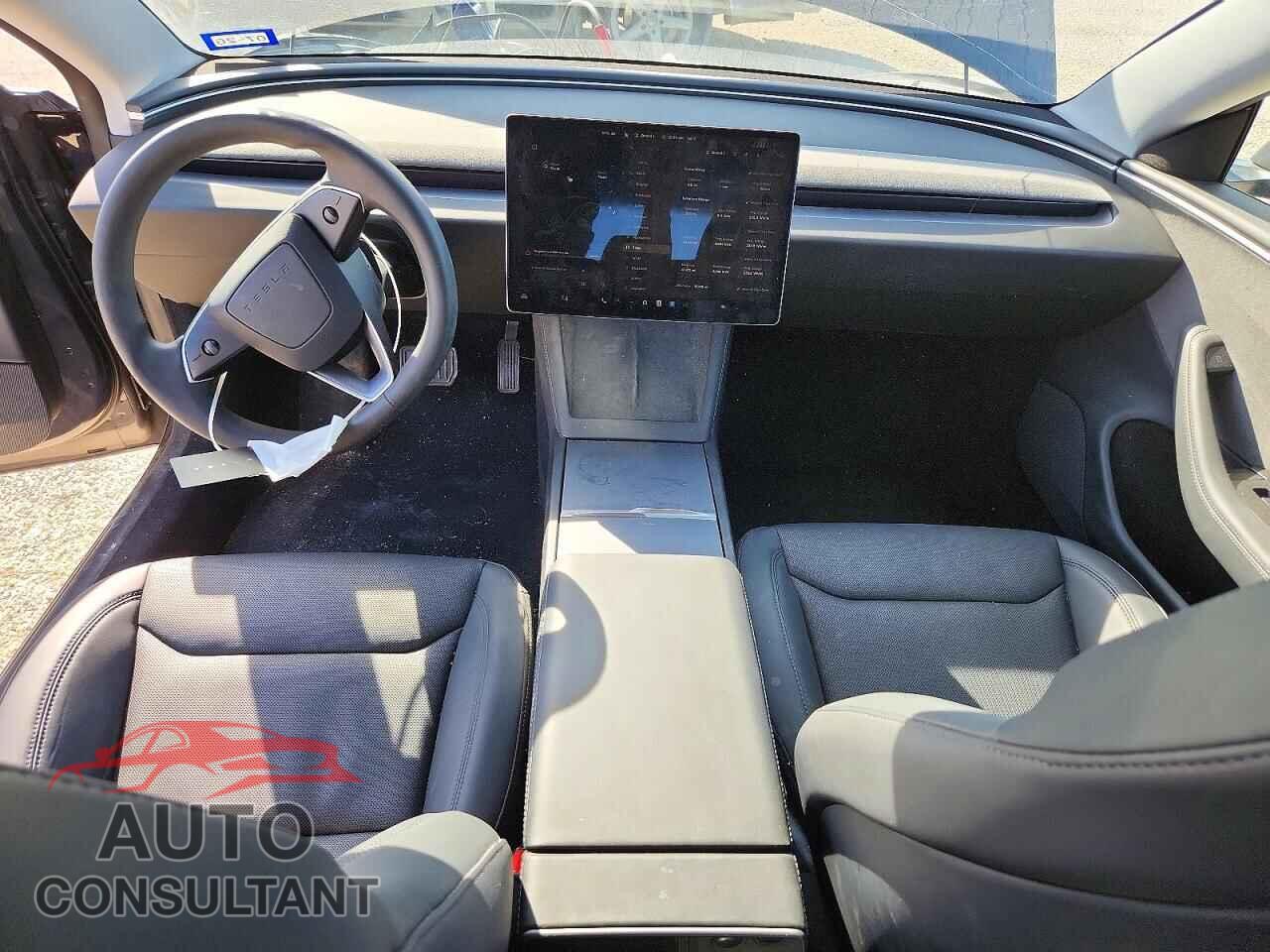 TESLA MODEL 3 2024 - 5YJ3E1EAXRF760229