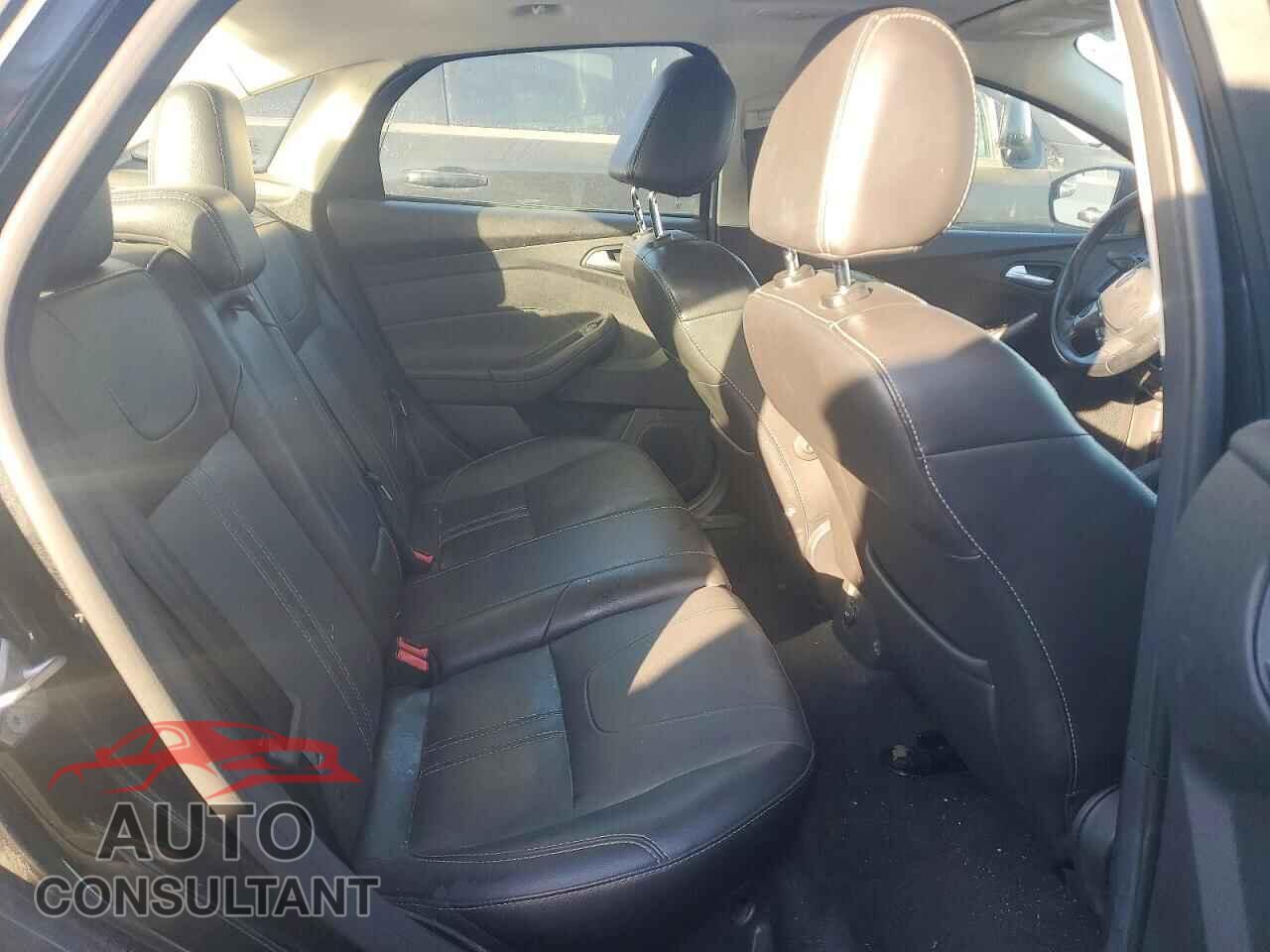 FORD FOCUS 2014 - 1FADP3F28EL288630