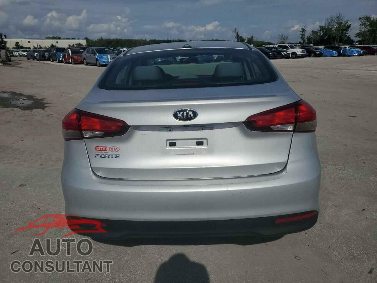 KIA FORTE 2017 - 3KPFL4A76HE074451