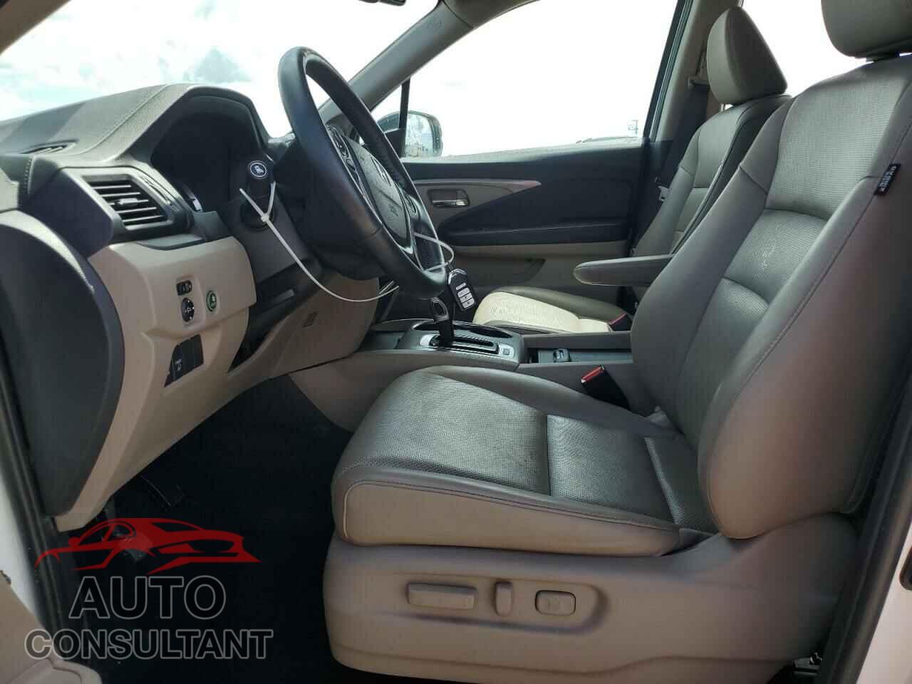 HONDA RIDGELINE 2018 - 5FPYK3F68JB007783