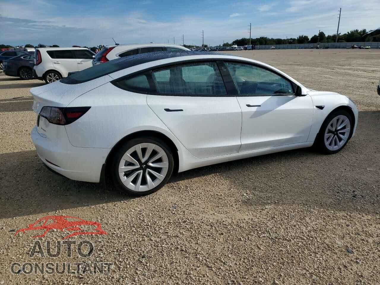 TESLA MODEL 3 2022 - 5YJ3E1EB7NF276845
