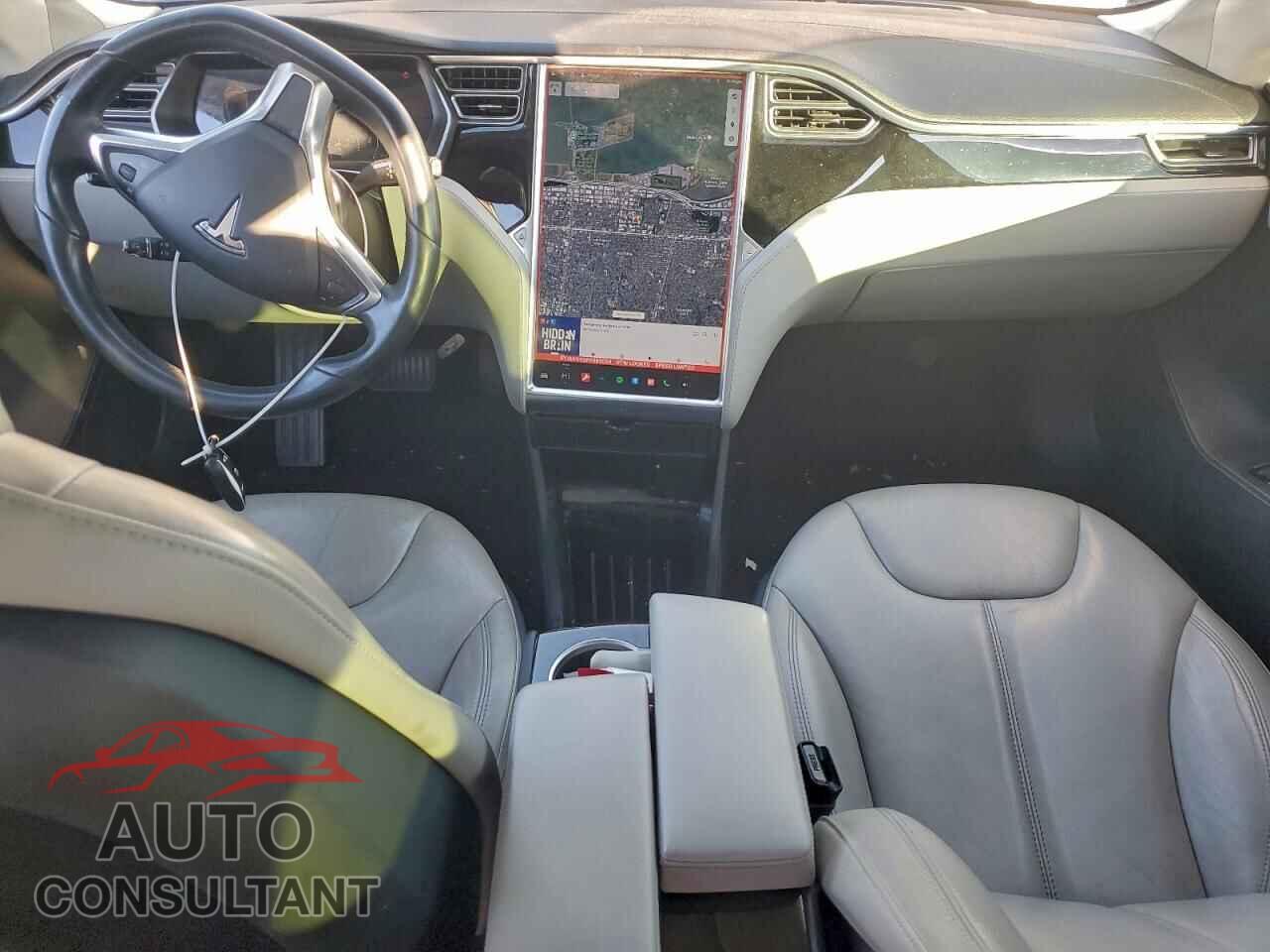 TESLA MODEL S 2015 - 5YJSA1H12FF083028