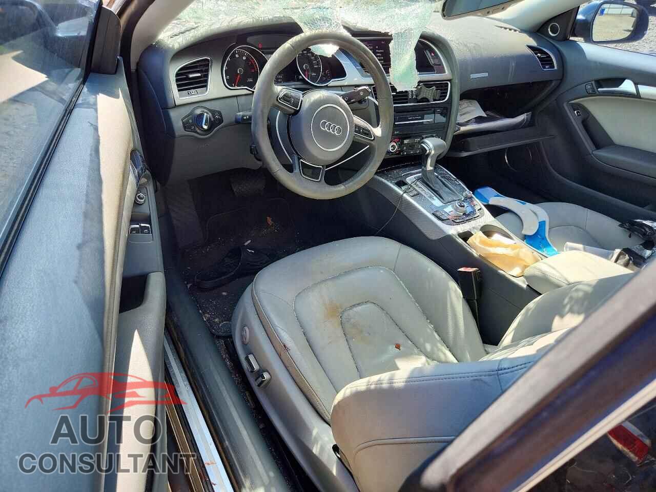 AUDI A5 2013 - WAULFAFR0DA014887
