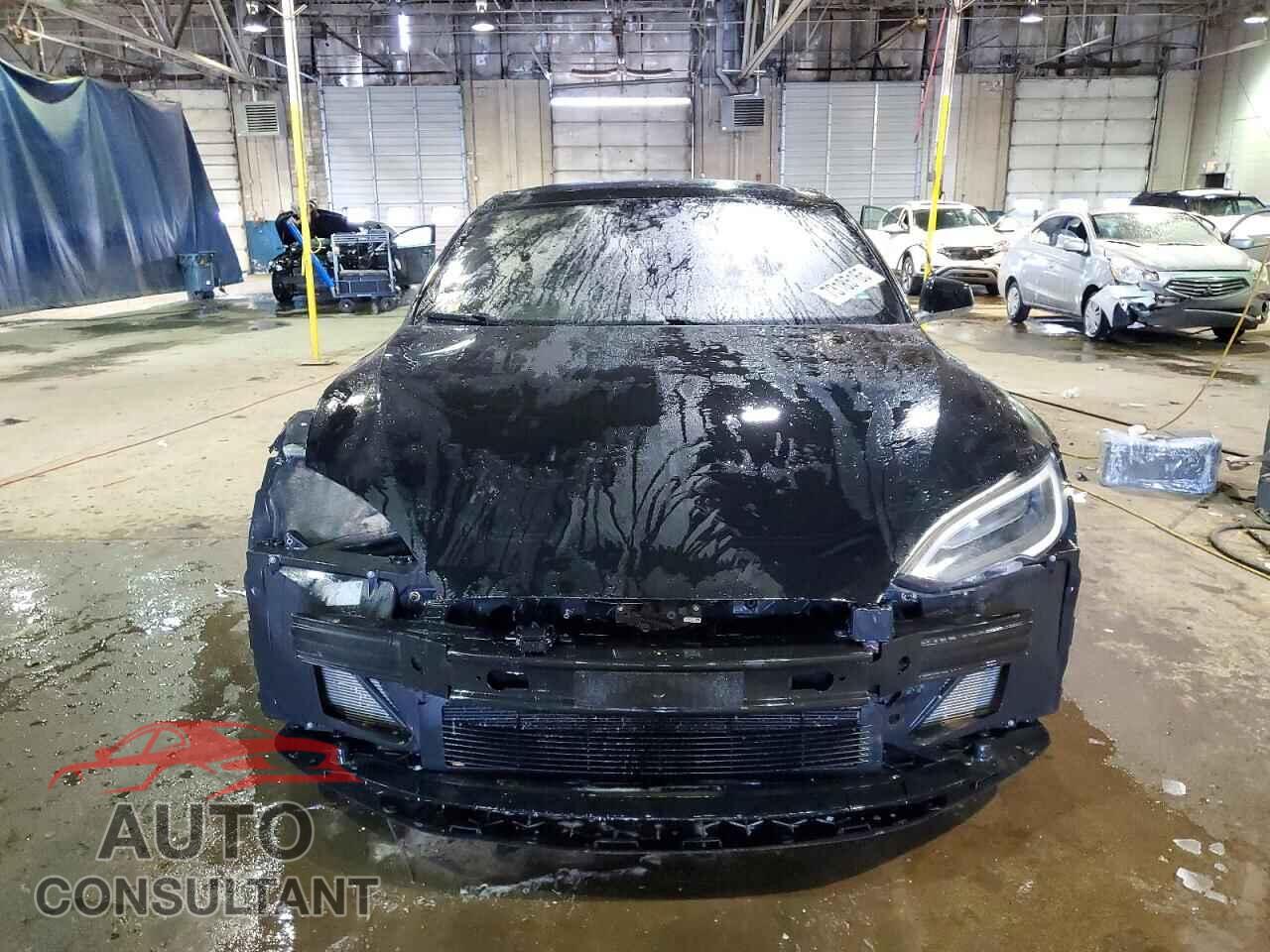 TESLA MODEL S 2016 - 5YJSA1E23GF144157