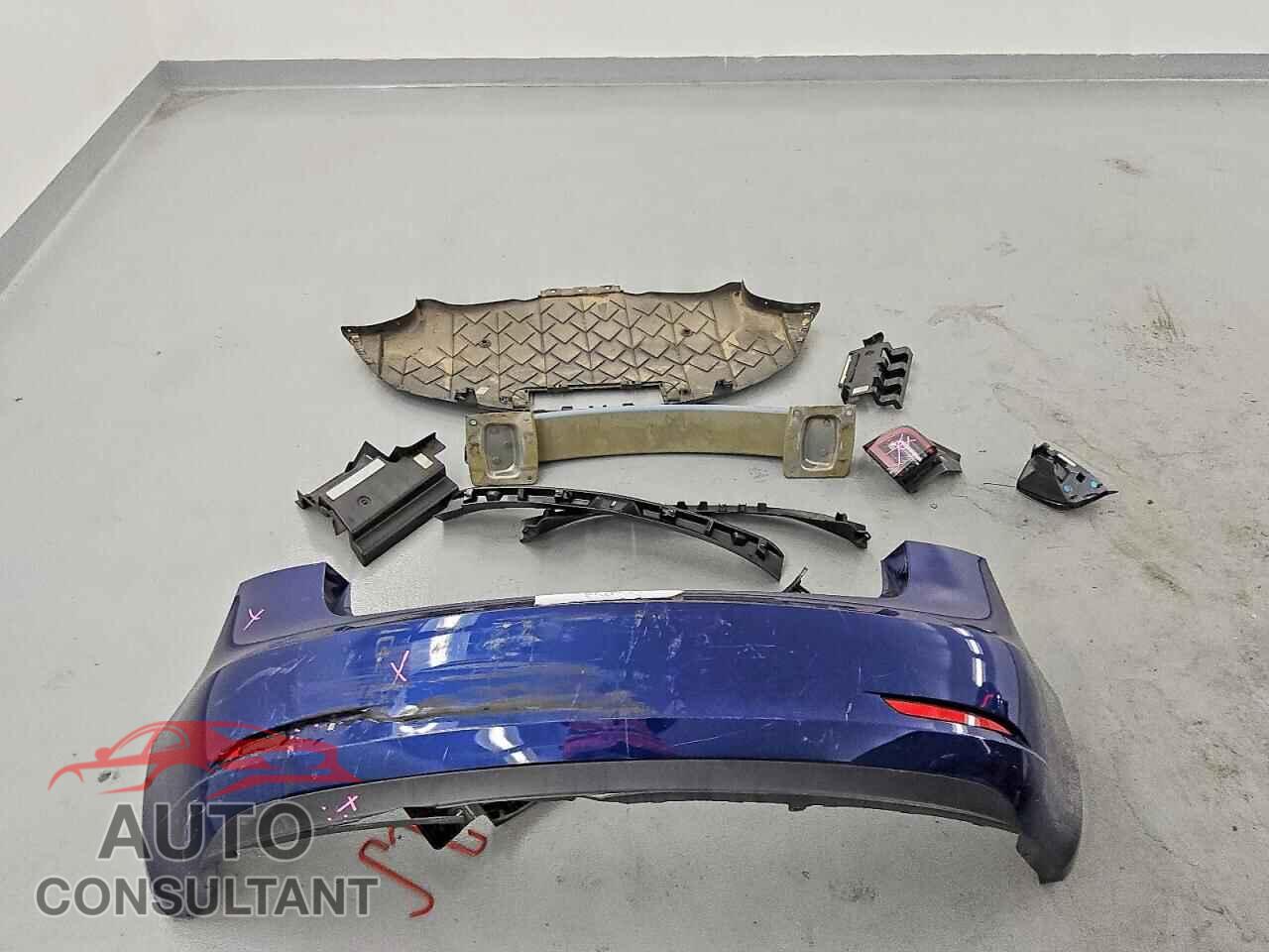 TESLA MODEL 3 2023 - 5YJ3E1EA9PF458749