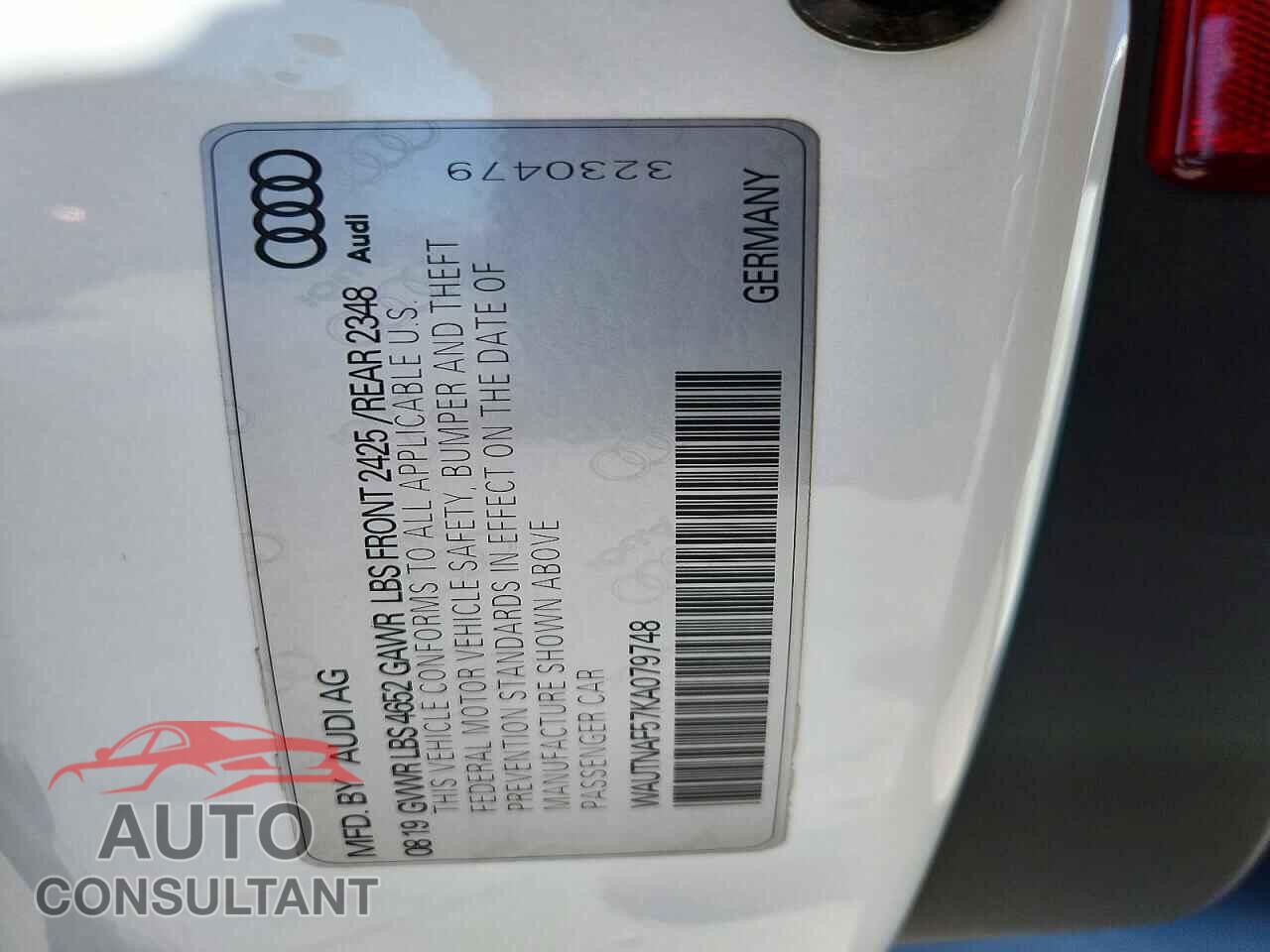 AUDI A5 2019 - WAUTNAF57KA079748