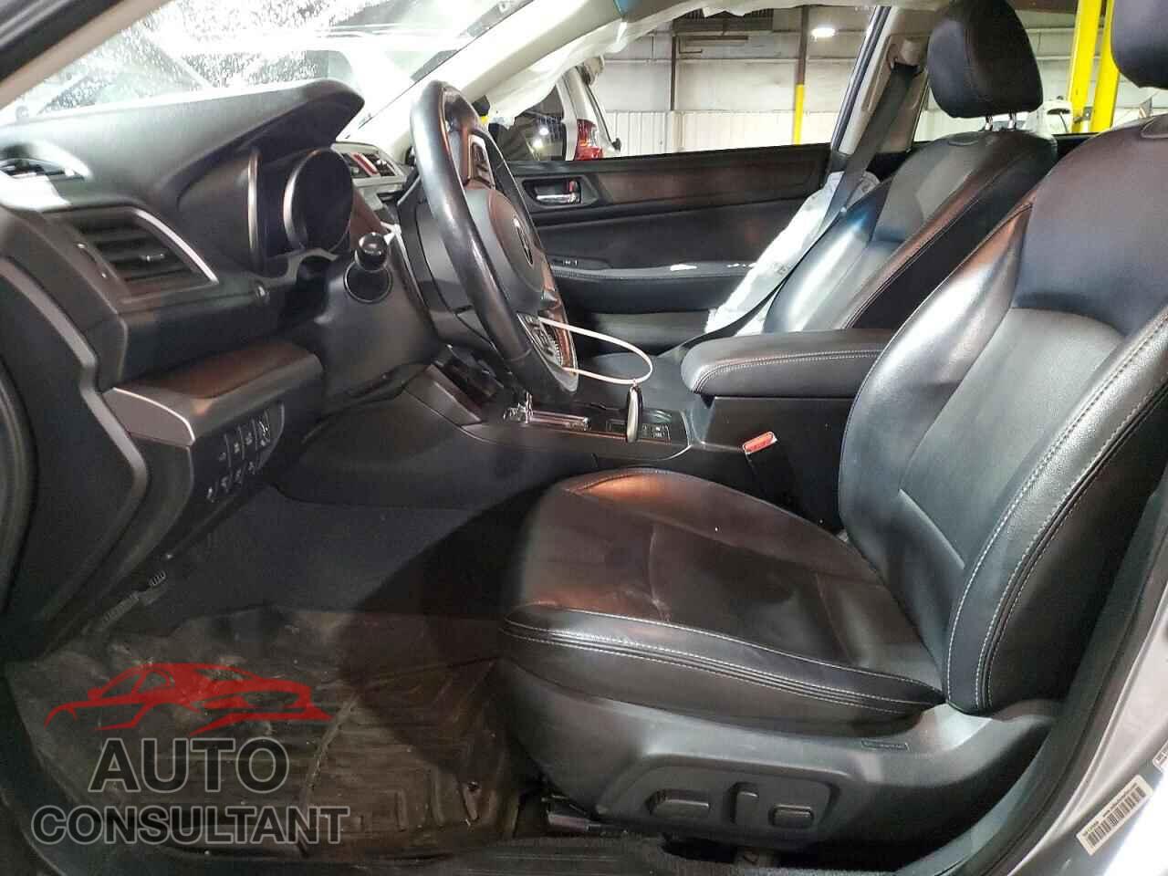 SUBARU OUTBACK 2017 - 4S4BSENC0H3433181