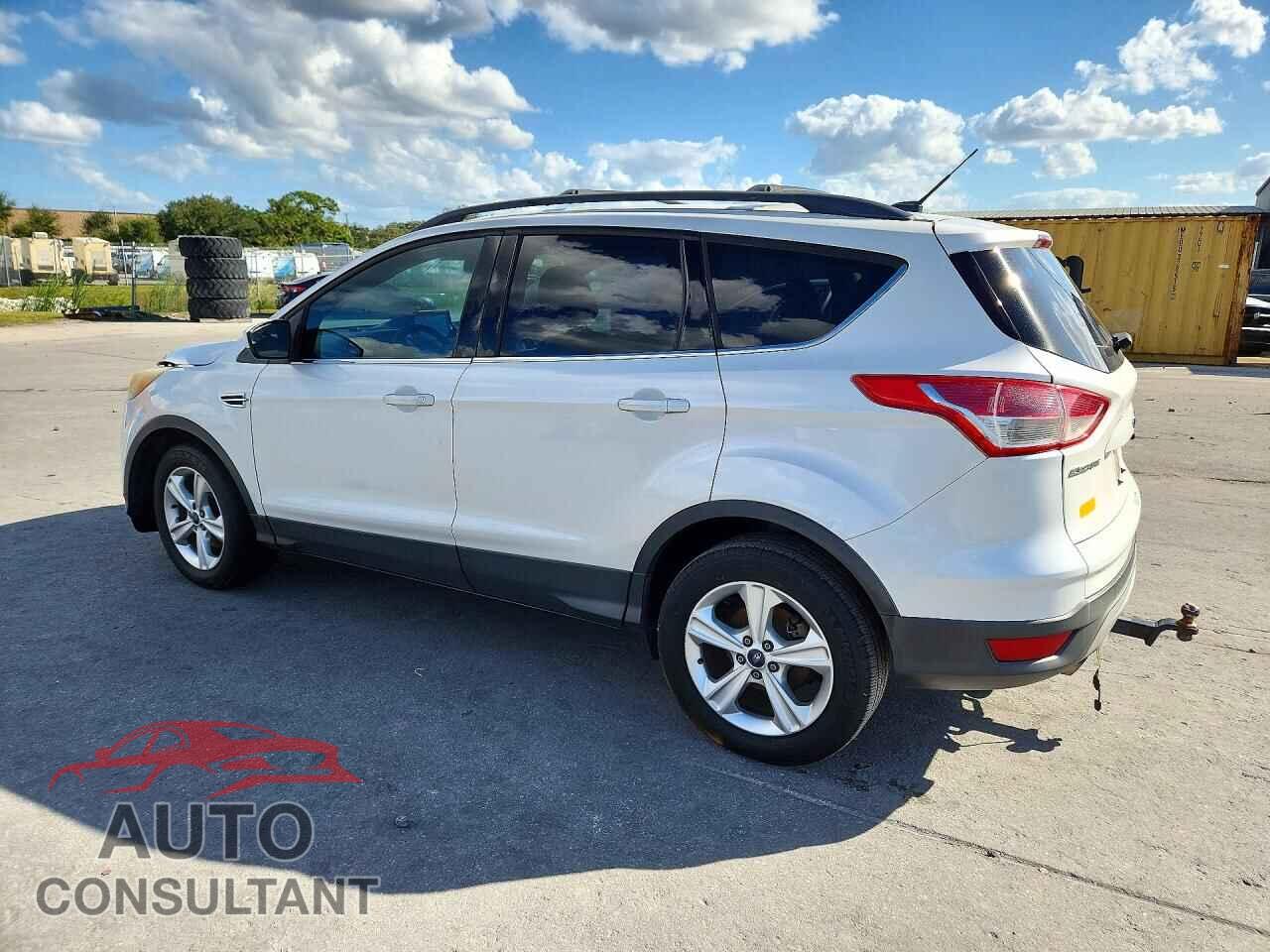 FORD ESCAPE 2013 - 1FMCU0GX8DUD64648