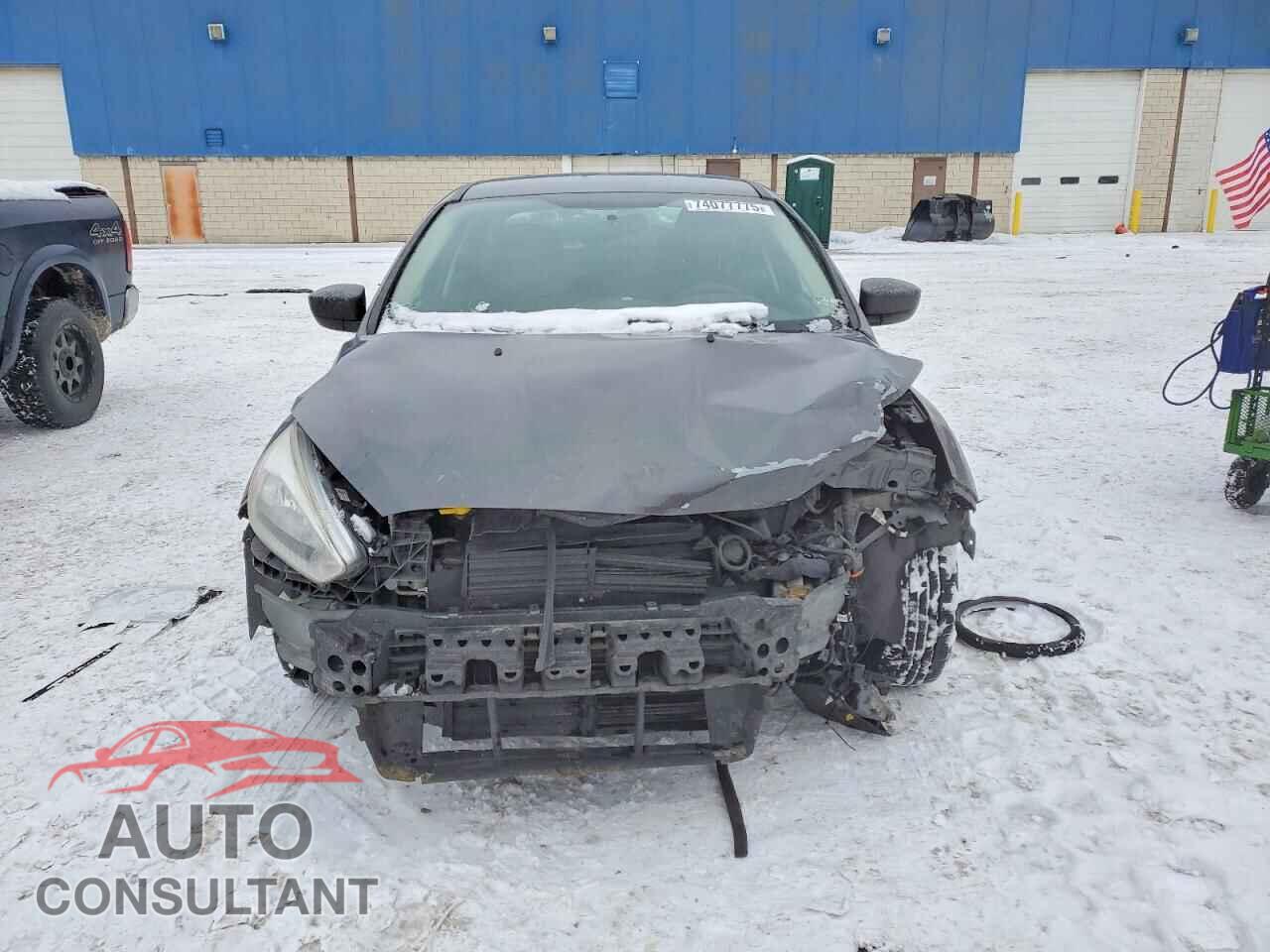 FORD FOCUS 2017 - 1FADP3E22HL347919