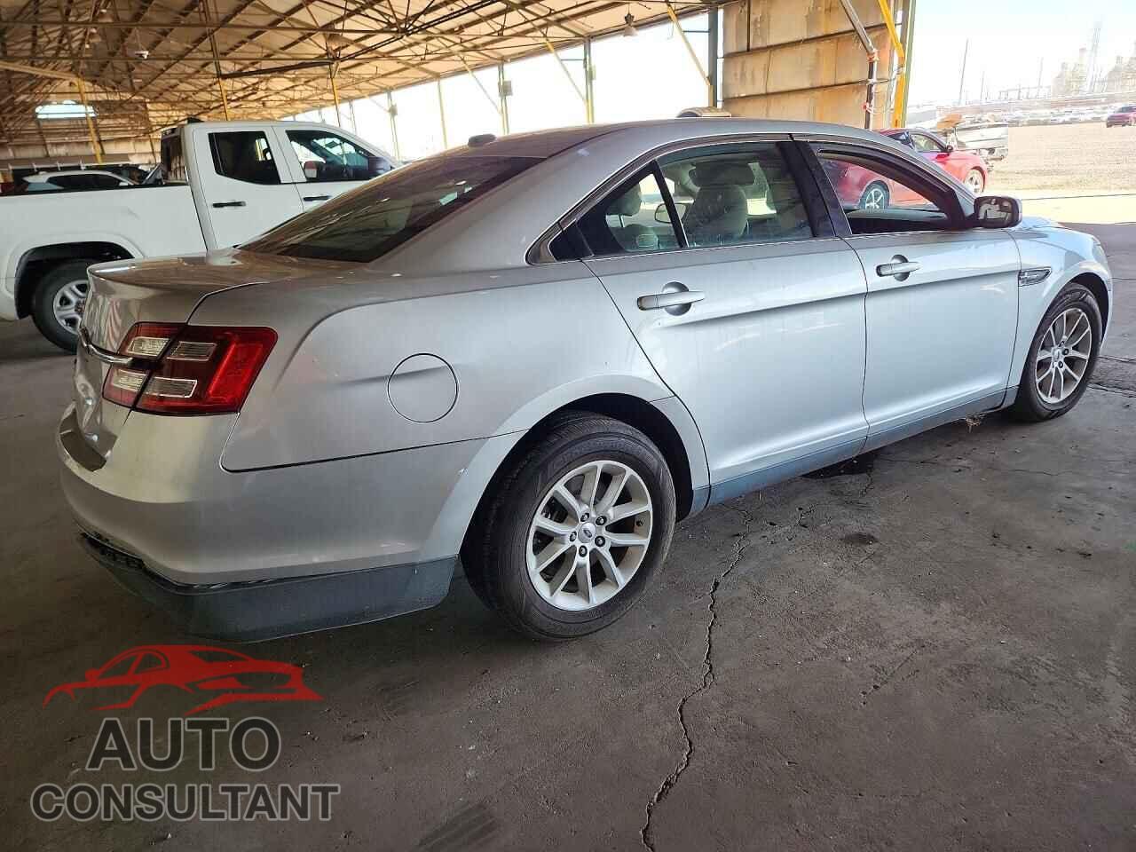 FORD TAURUS 2013 - 1FAHP2D8XDG117372