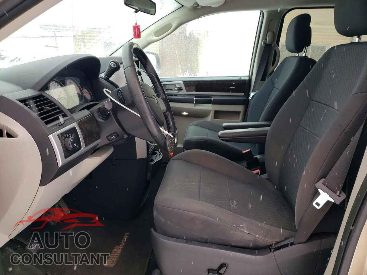 DODGE CARAVAN 2010 - 2D4RN5D11AR356167