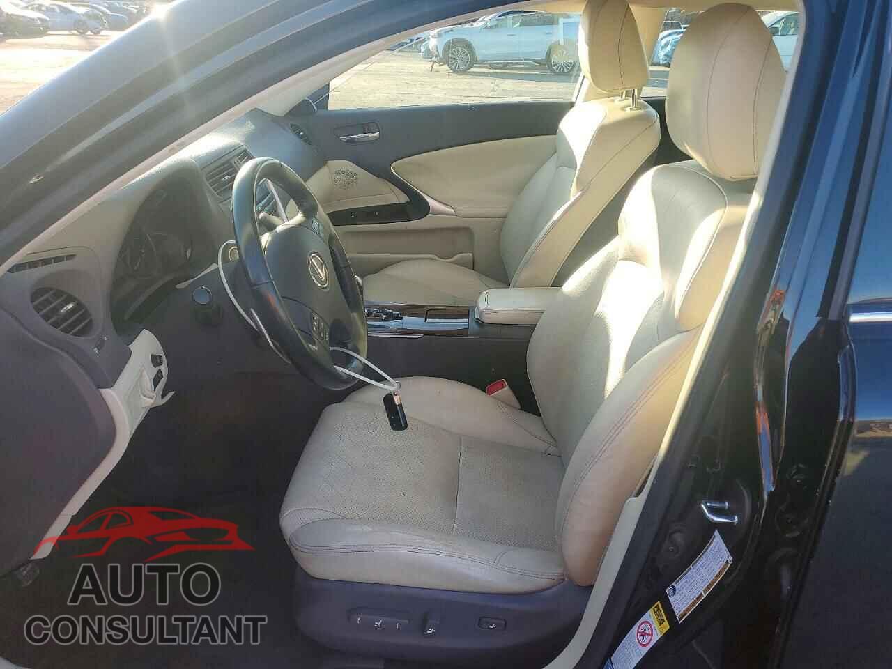 LEXUS IS 2010 - JTHBF5C24A5111641