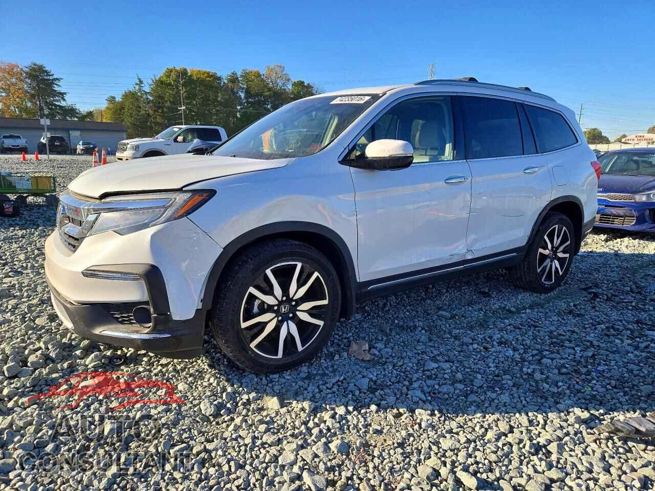 HONDA PILOT 2021 - 5FNYF6H04MB070567