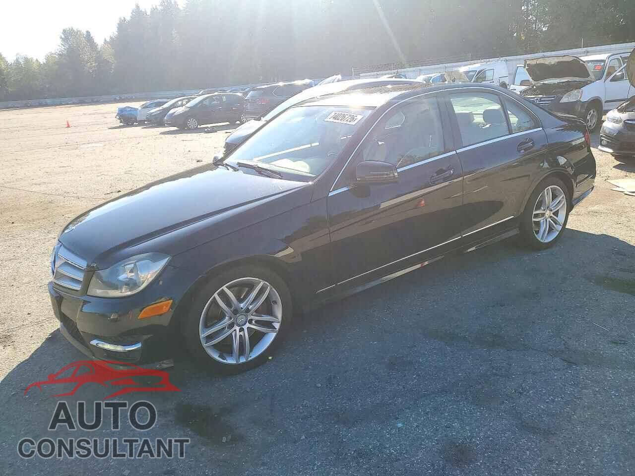 MERCEDES-BENZ C-CLASS 2013 - WDDGF8AB4DR288771