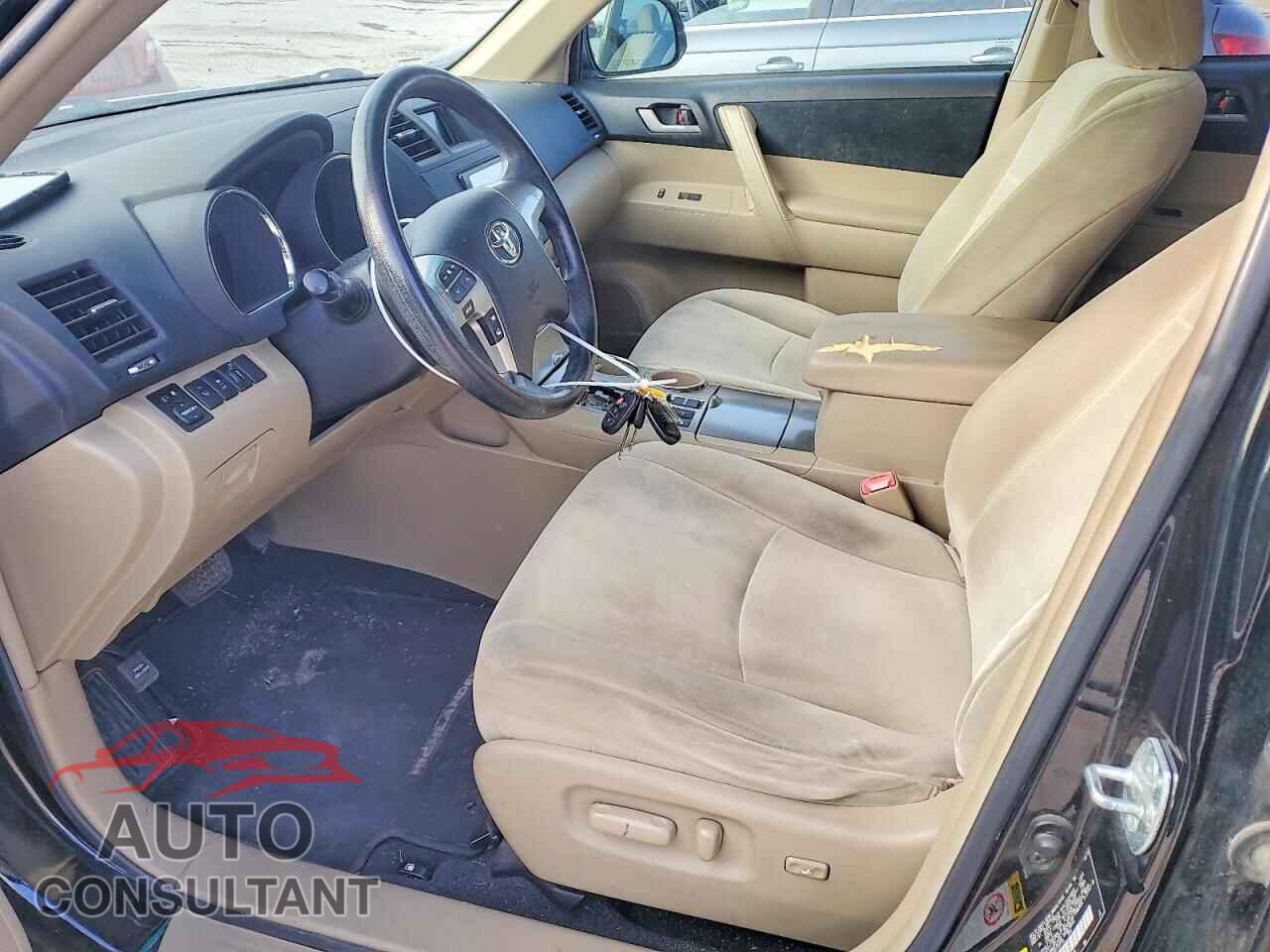 TOYOTA HIGHLANDER 2012 - 5TDBK3EH7CS137733