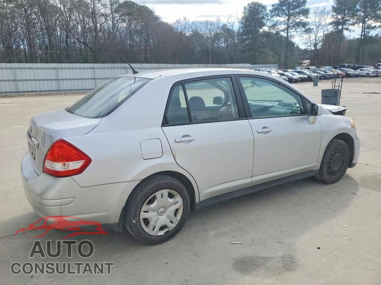 NISSAN VERSA 2011 - 3N1BC1AP0BL405138