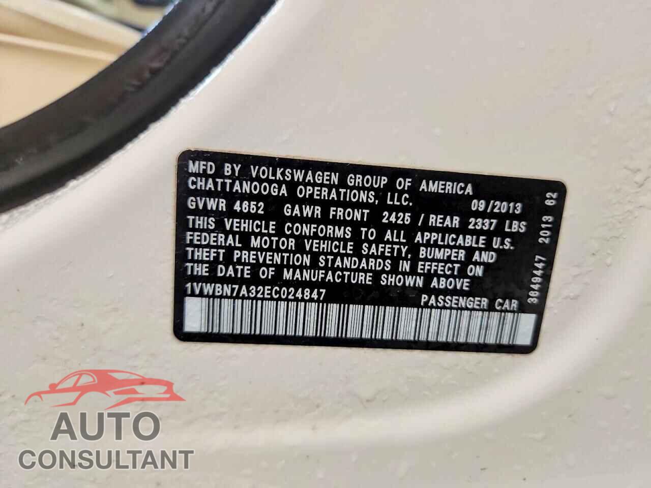VOLKSWAGEN PASSAT 2014 - 1VWBN7A32EC024847