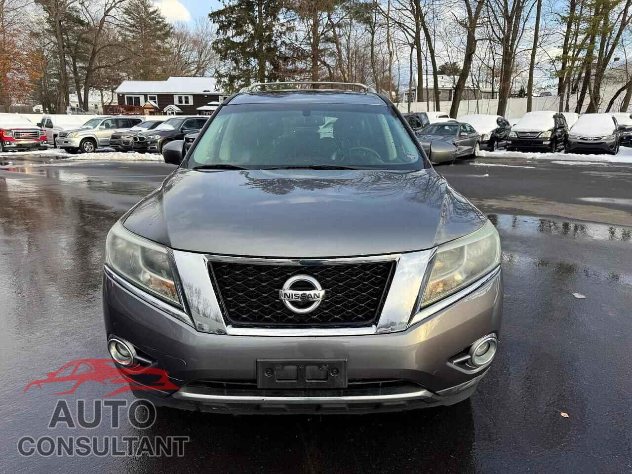 NISSAN PATHFINDER 2015 - 5N1AR2MM7FC661417