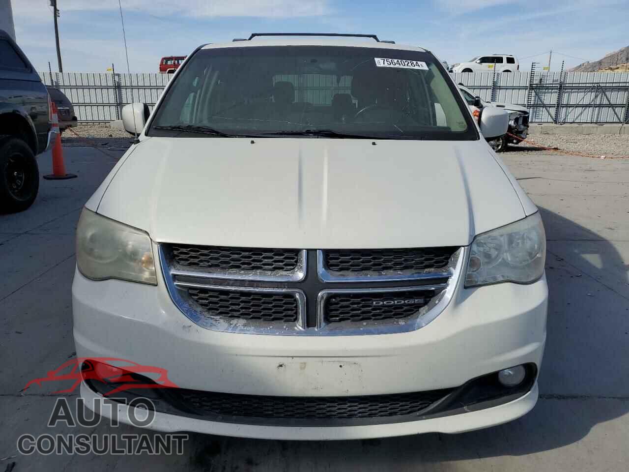 DODGE CARAVAN 2011 - 2D4RN5DGXBR661270
