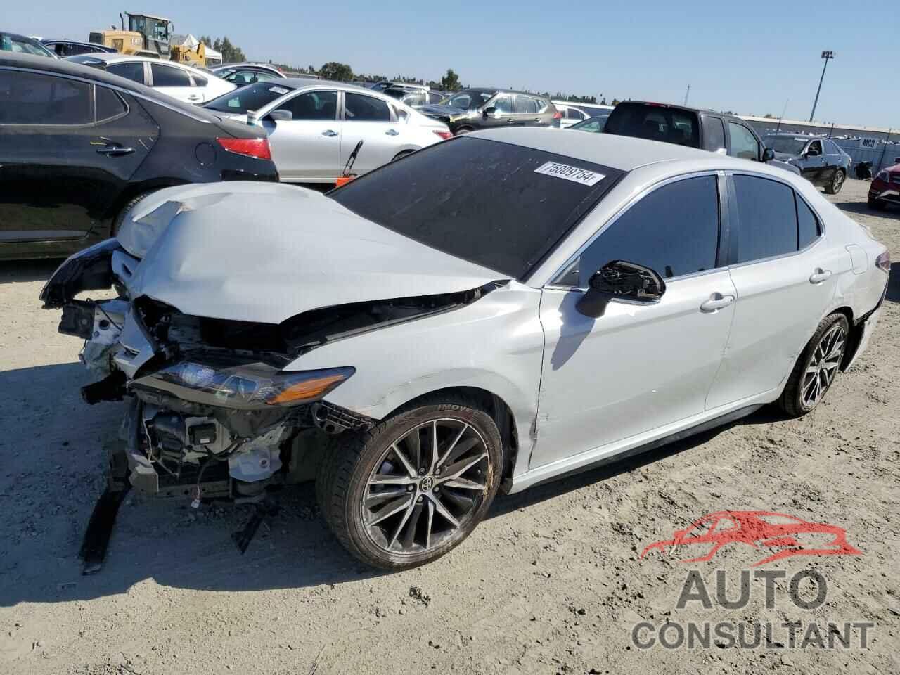 TOYOTA CAMRY 2023 - 4T1G11AK7PU113752