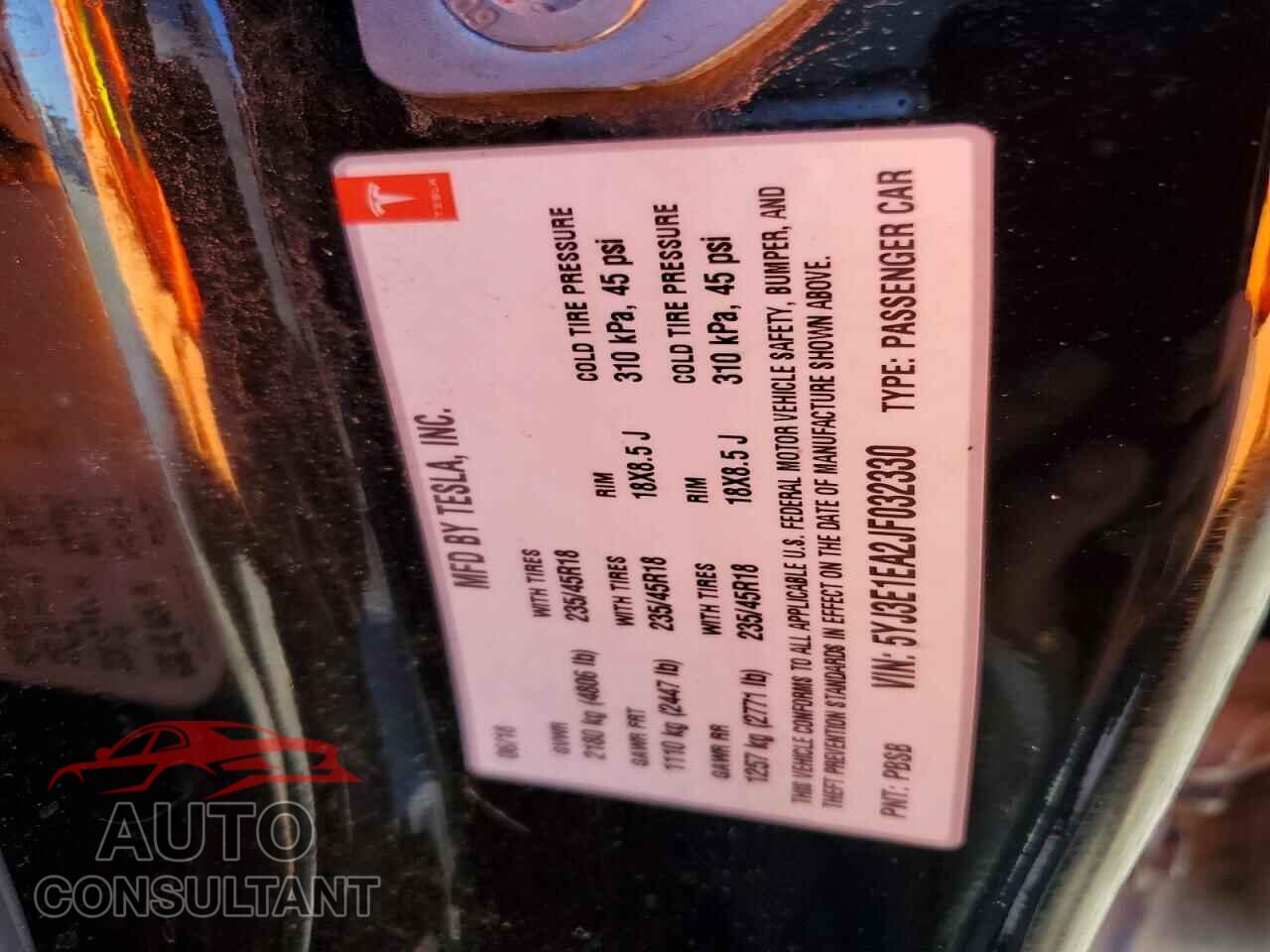 TESLA MODEL 3 2018 - 5YJ3E1EA2JF032330