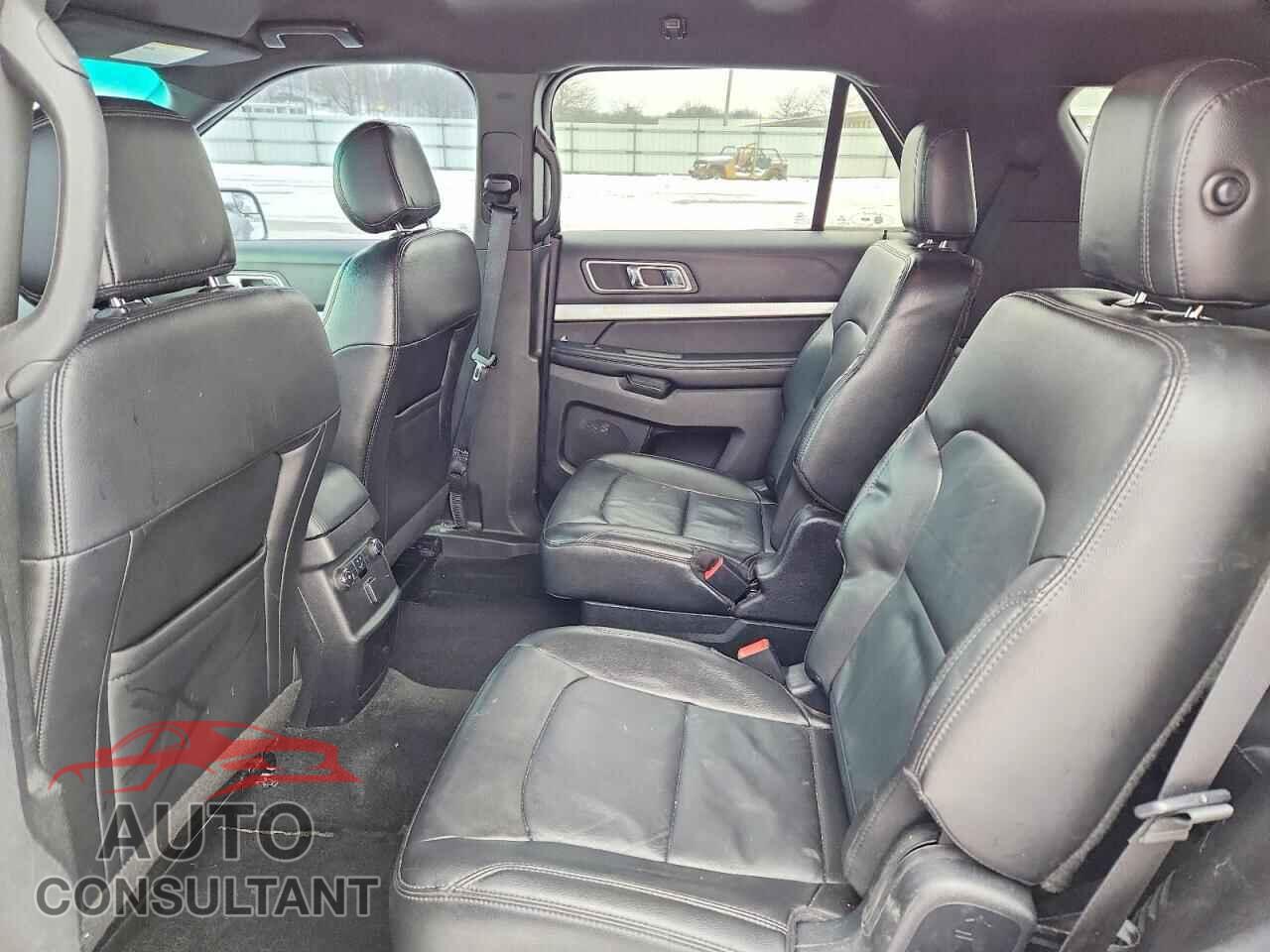 FORD EXPLORER 2017 - 1FM5K8D89HGA73400