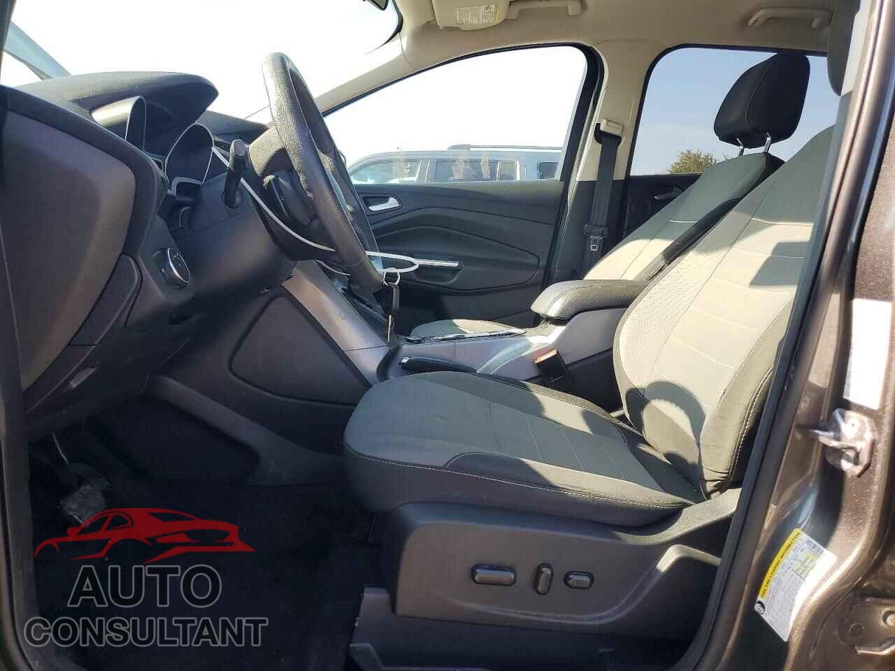 FORD ESCAPE 2015 - 1FMCU9GX5FUB73681