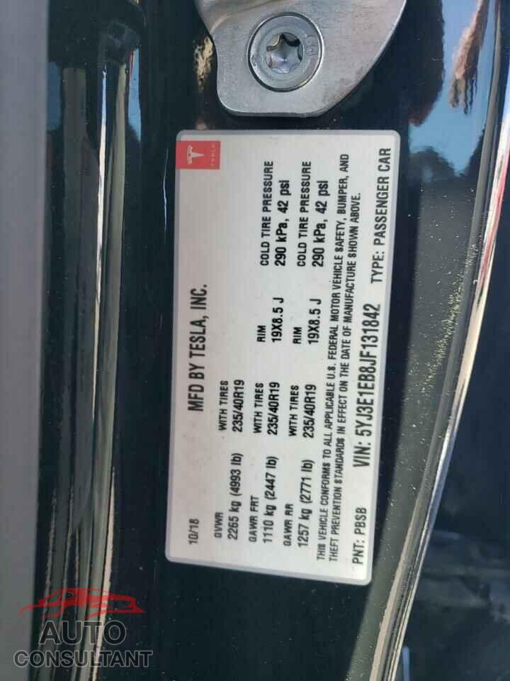 TESLA MODEL 3 2018 - 5YJ3E1EB8JF131842