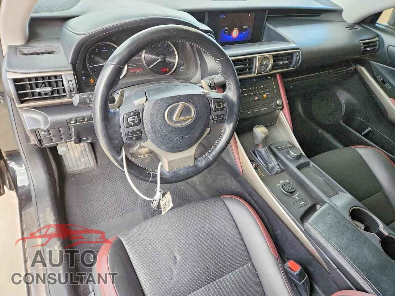LEXUS IS 2017 - JTHBA1D20H5044004