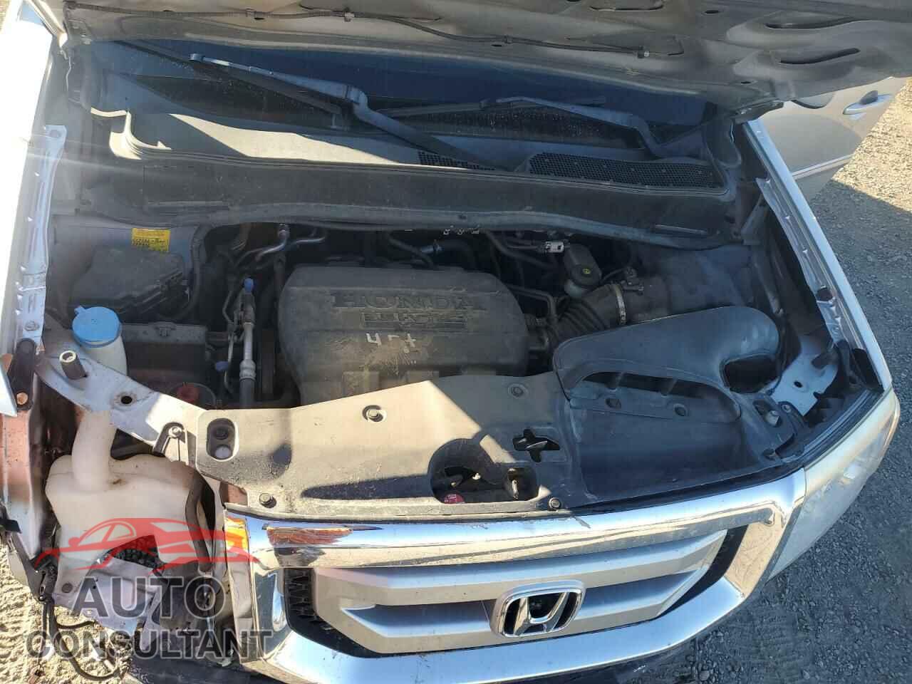 HONDA PILOT 2011 - 5FNYF4H58BB058872