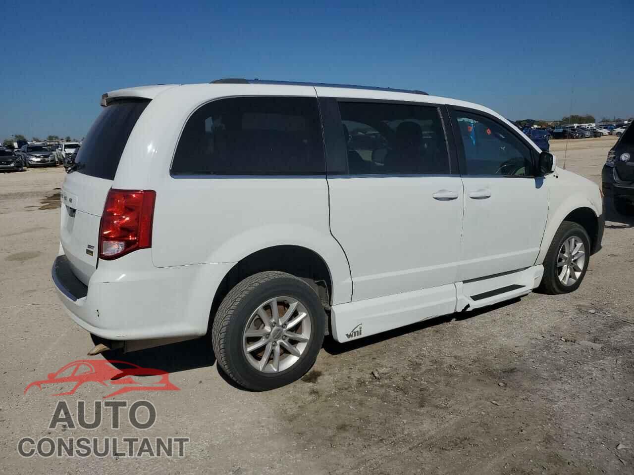 DODGE CARAVAN 2018 - 2C4RDGCG9JR265293