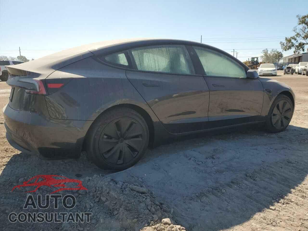 TESLA MODEL 3 2024 - 5YJ3E1EA9RF847037