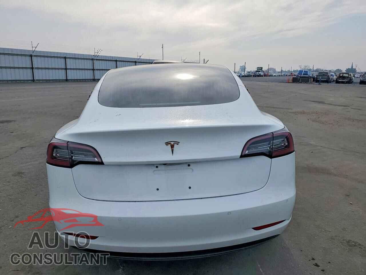 TESLA MODEL 3 2018 - 5YJ3E1EA6JF076881