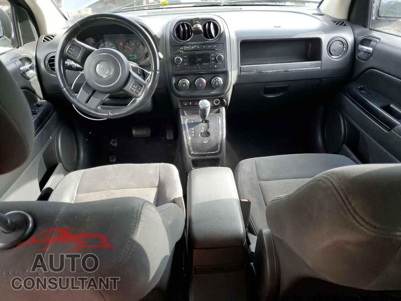 JEEP COMPASS 2011 - 1J4NT1FB3BD246526