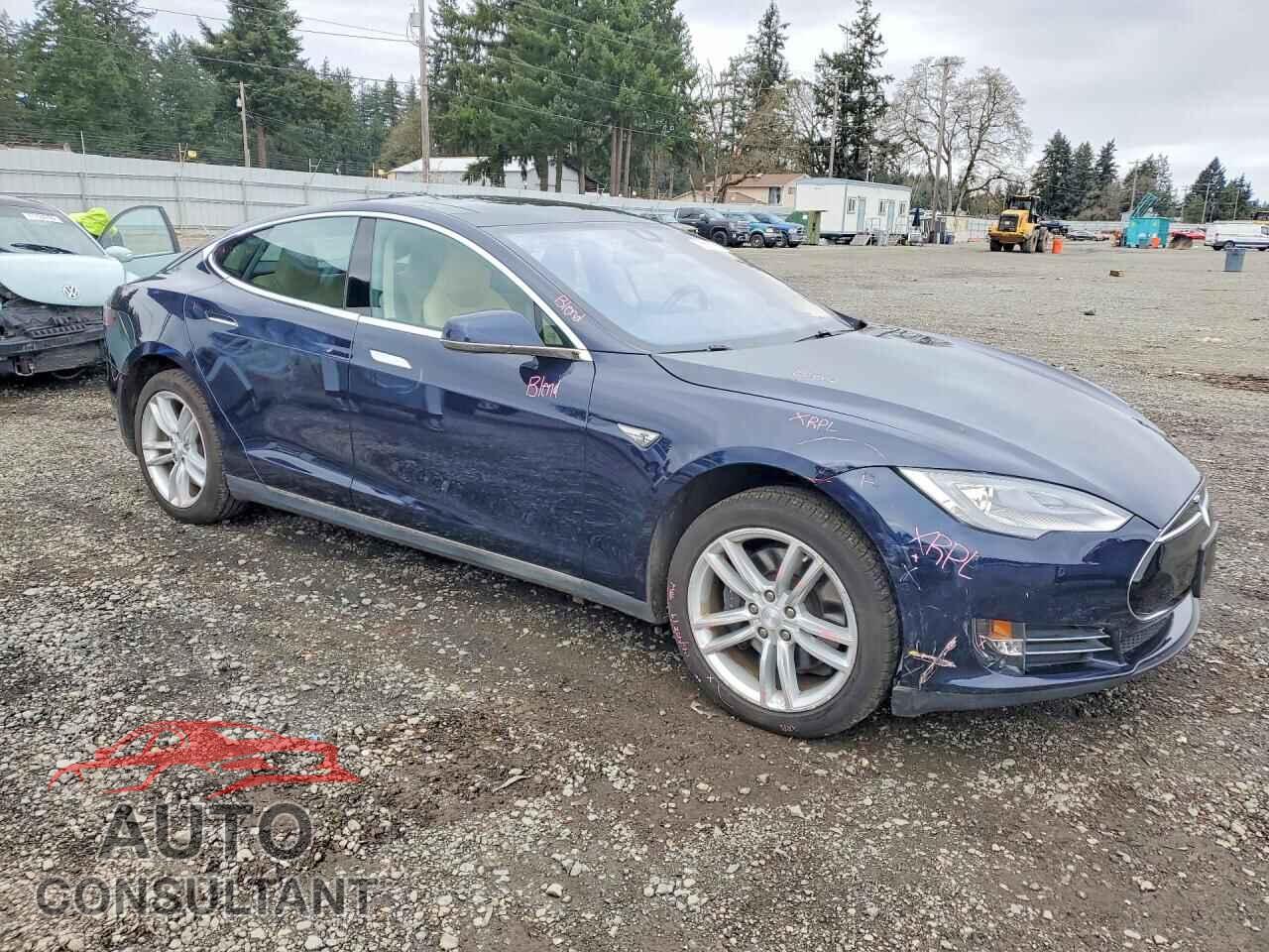 TESLA MODEL S 2015 - 5YJSA1H18FF081963