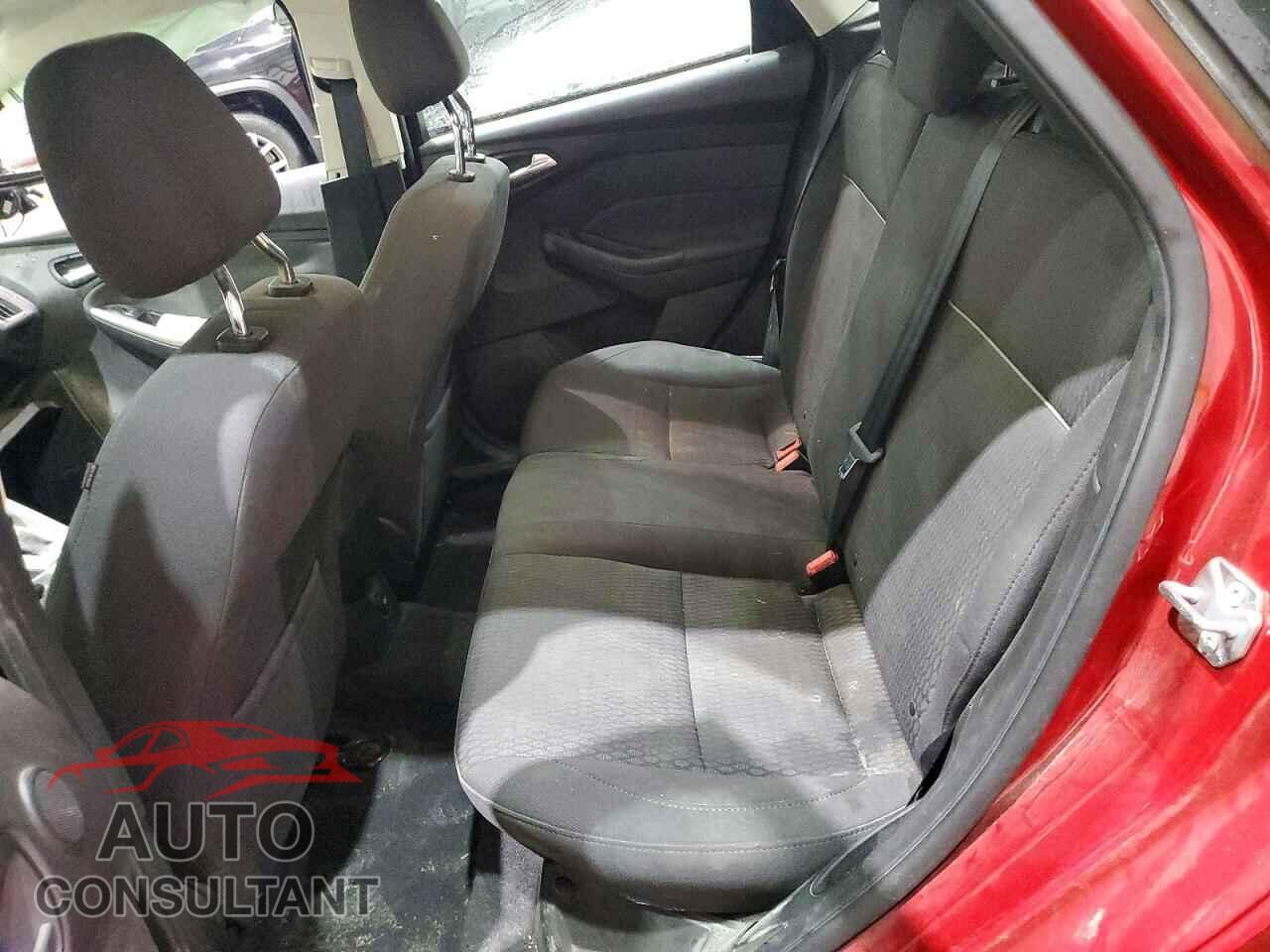 FORD FOCUS 2012 - 1FAHP3M23CL293865
