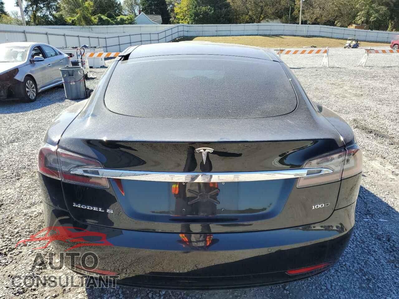 TESLA MODEL S 2017 - 5YJSA1E2XHF232964