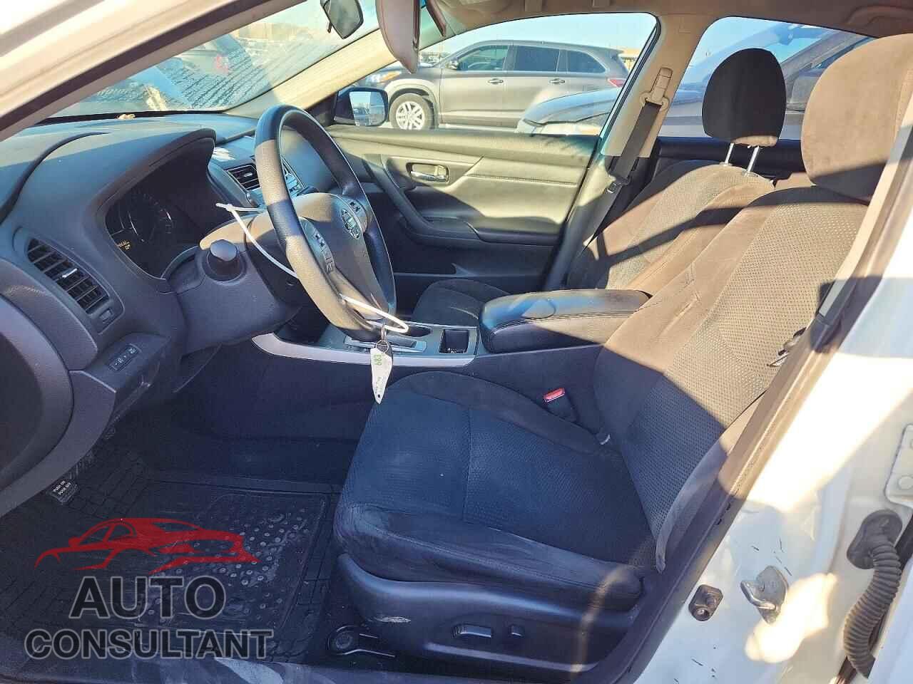 NISSAN ALTIMA 2015 - 1N4AL3AP1FN902425