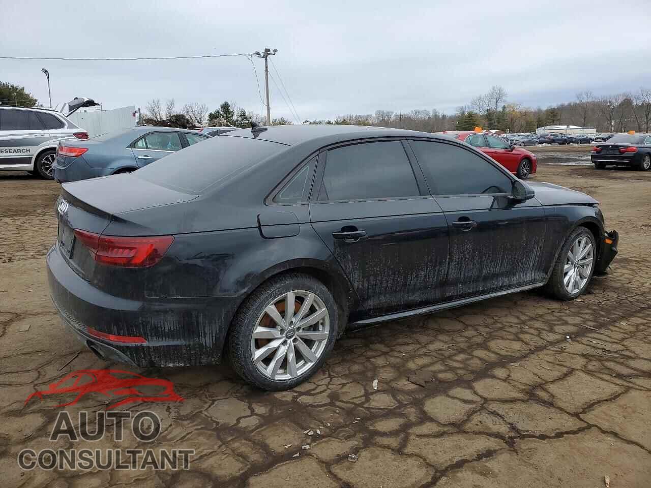 AUDI A4 2018 - WAUDNAF43JA092149