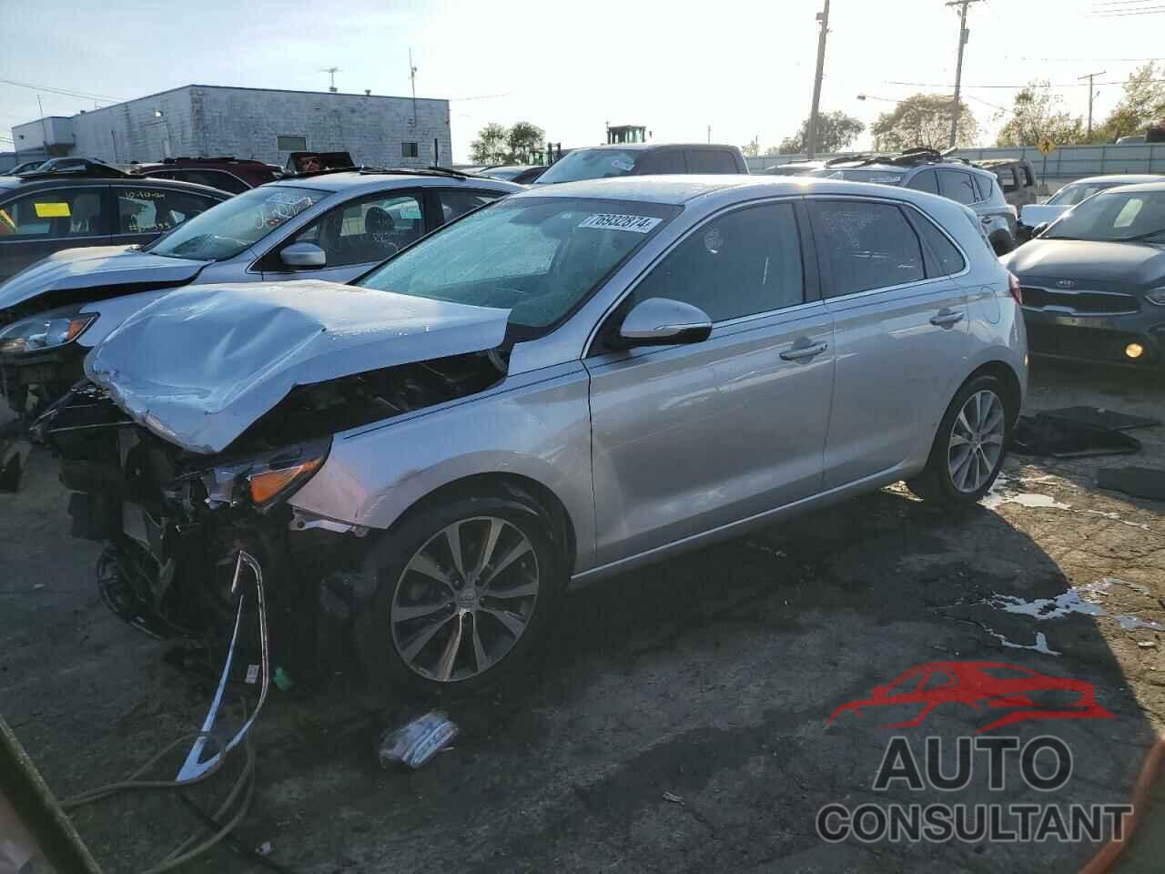 HYUNDAI ELANTRA 2018 - KMHH35LE7JU015258