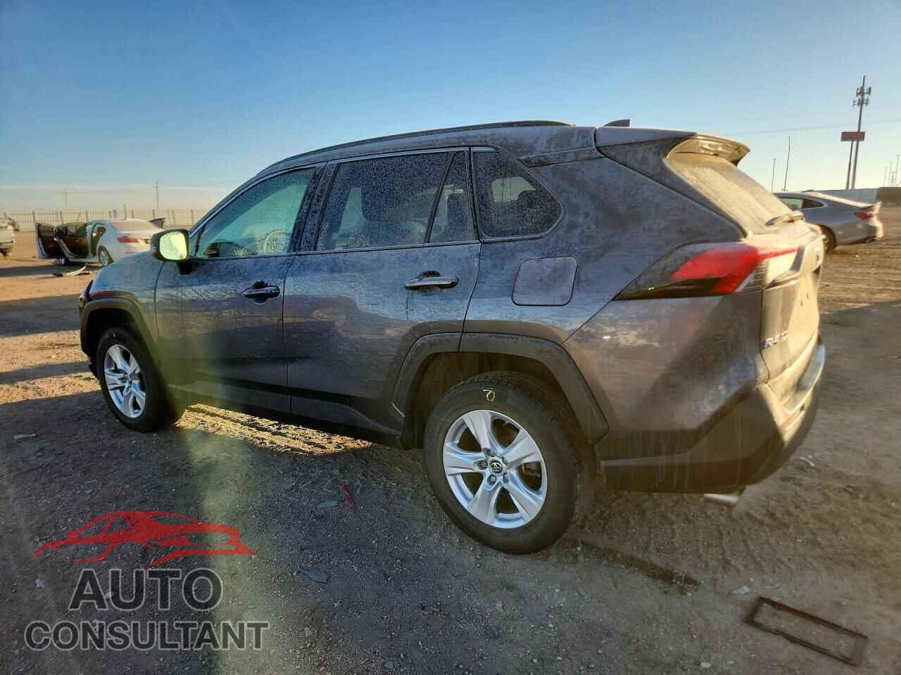 TOYOTA RAV4 2019 - JTMP1RFV9KD515674