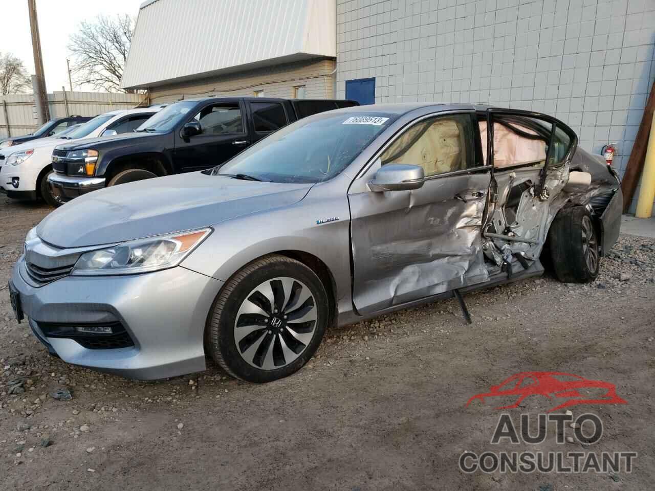 HONDA ACCORD 2017 - JHMCR6F36HC007227