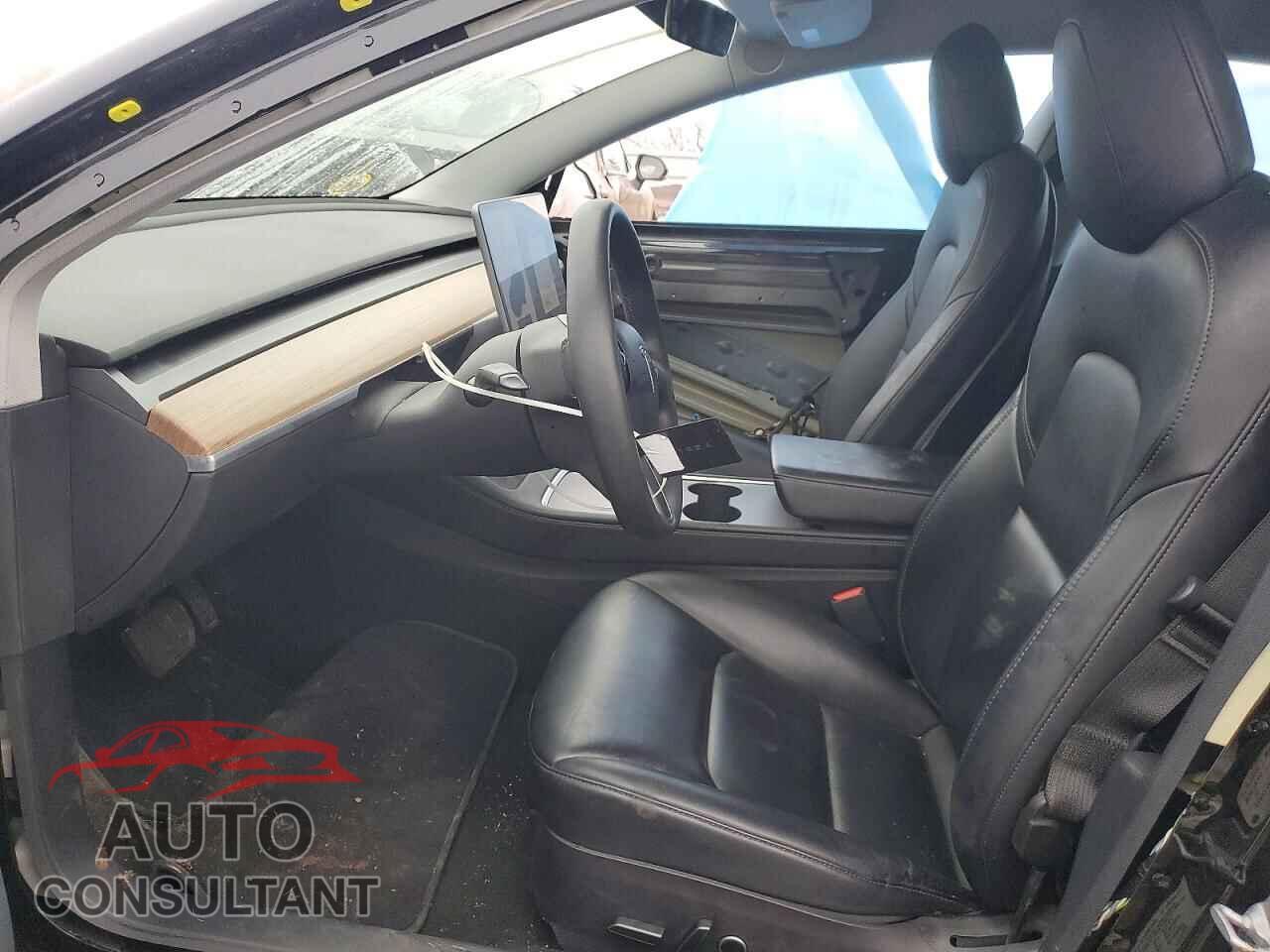 TESLA MODEL 3 2021 - 5YJ3E1EBXMF059577