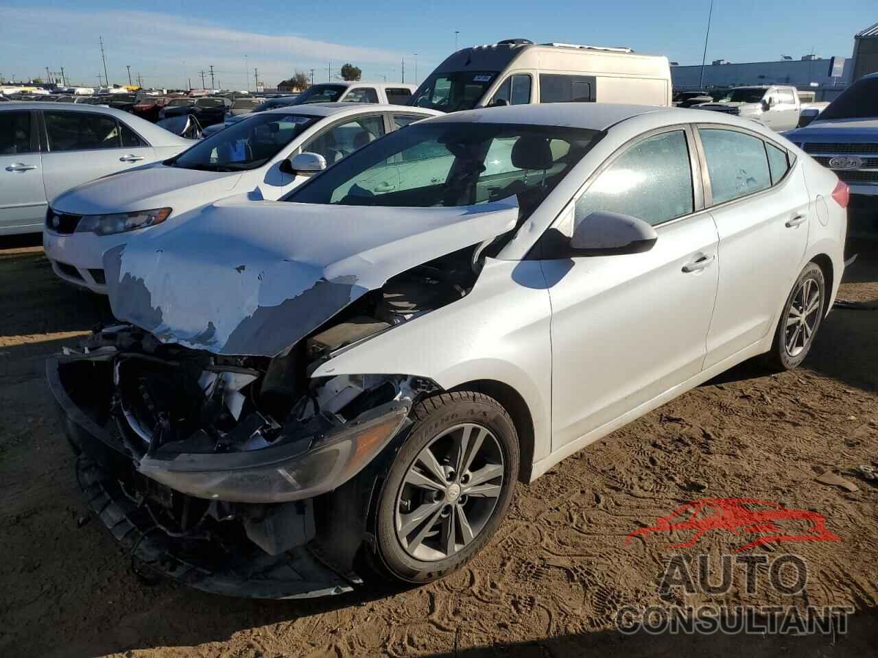 HYUNDAI ELANTRA 2018 - 5NPD84LF0JH259626