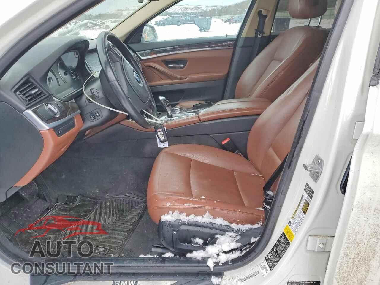 BMW 5 SERIES 2014 - WBA5B3C52ED539242