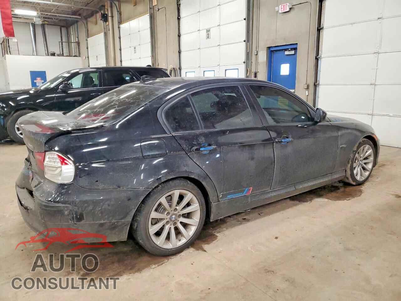BMW 3 SERIES 2011 - WBAPH5G59BNM81312