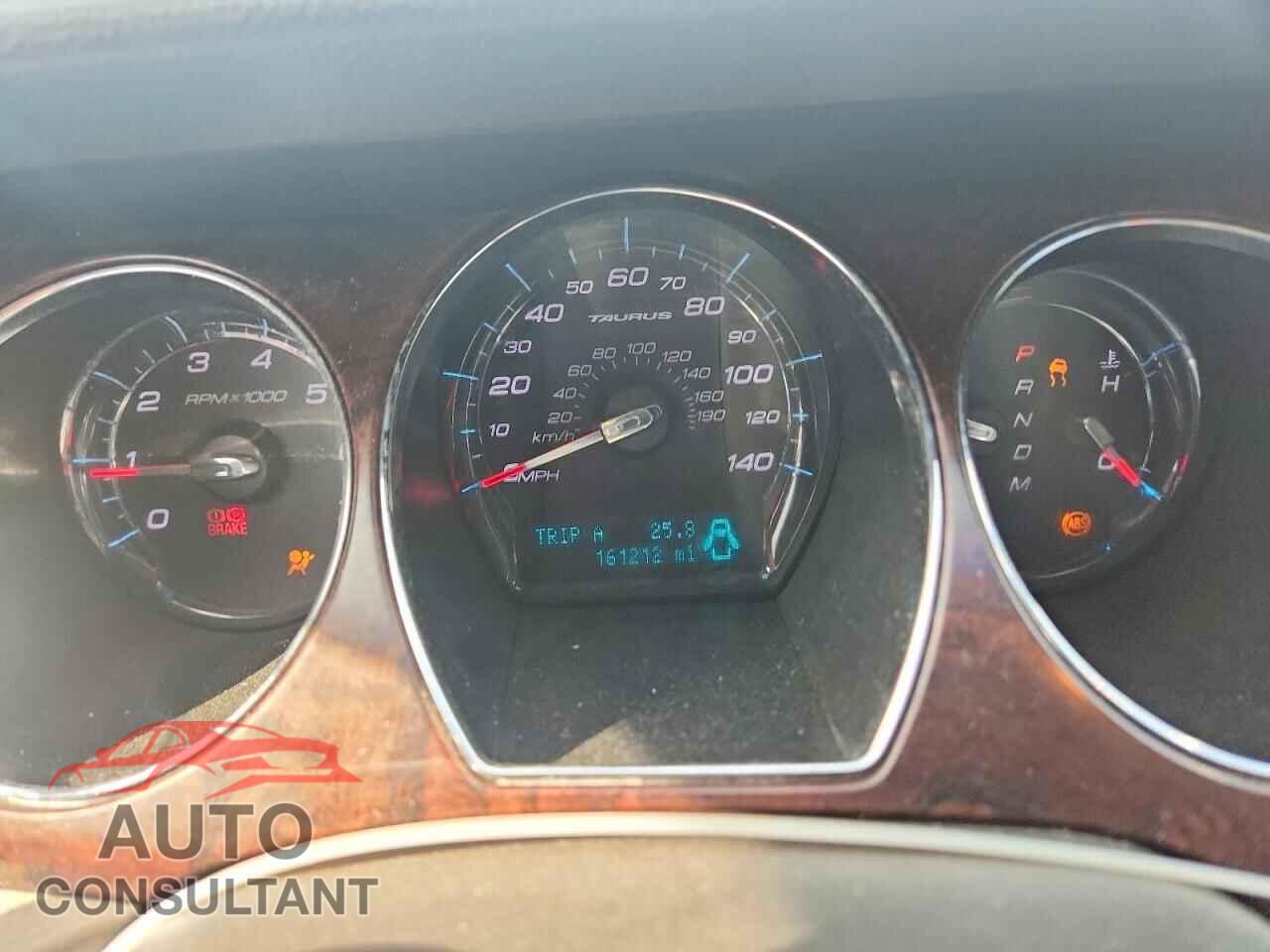 FORD TAURUS 2011 - 1FAHP2EW4BG114543