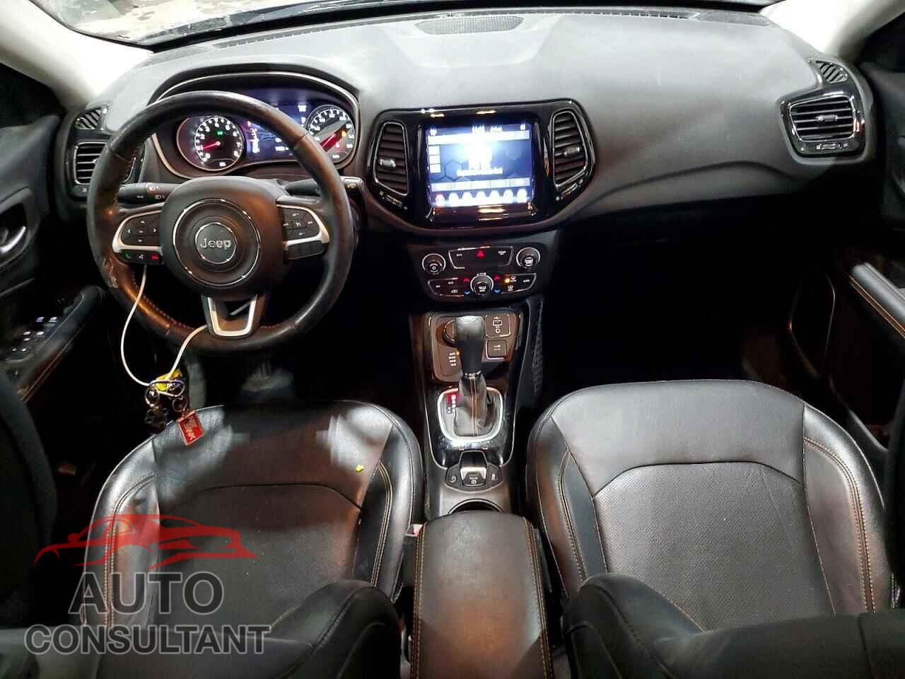 JEEP COMPASS 2020 - 3C4NJDCB4LT144522