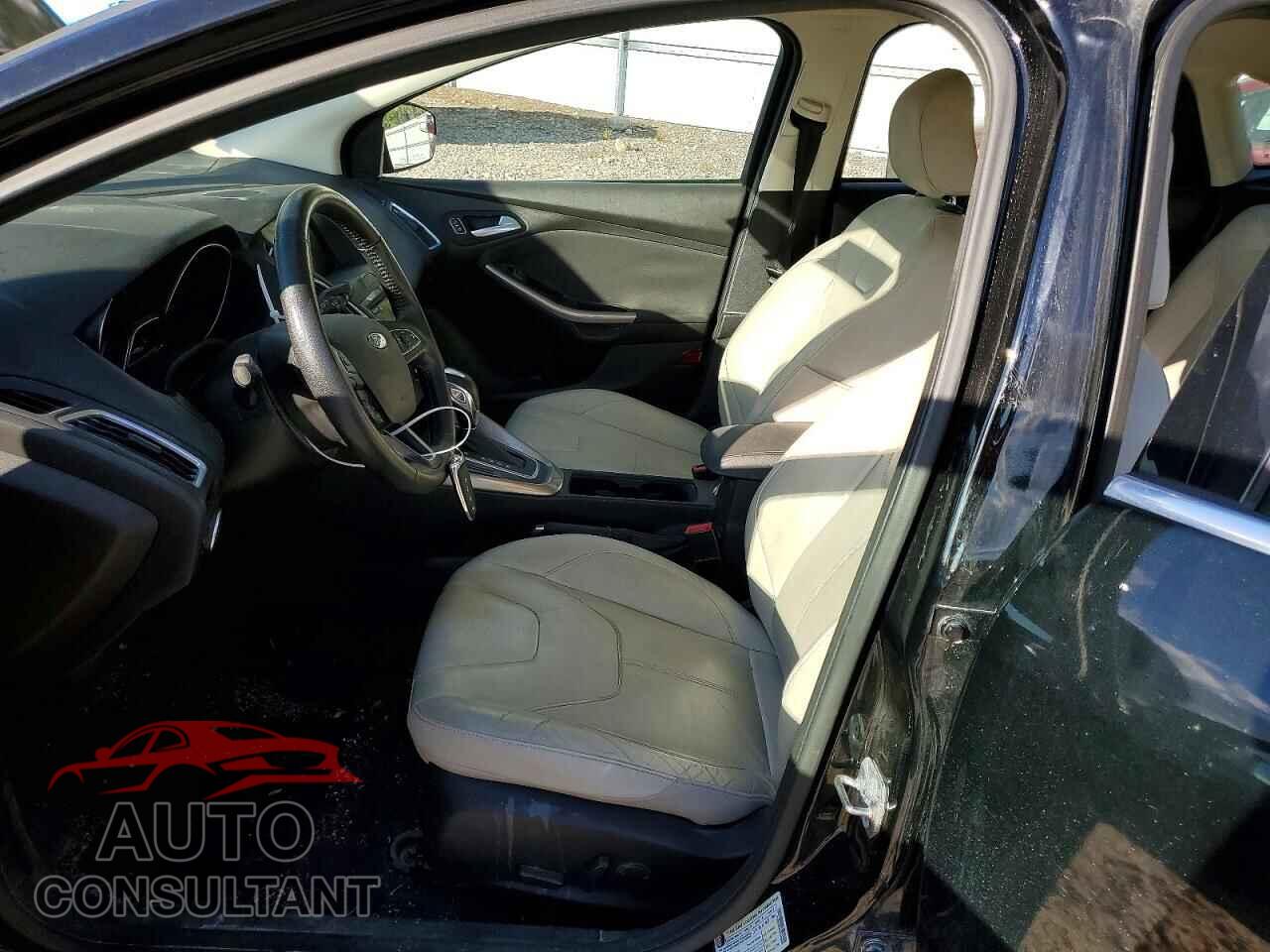 FORD FOCUS 2016 - 1FADP3N25GL345886