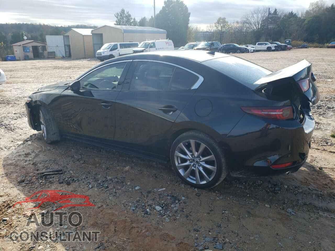 MAZDA 3 2019 - 3MZBPAEM4KM101237